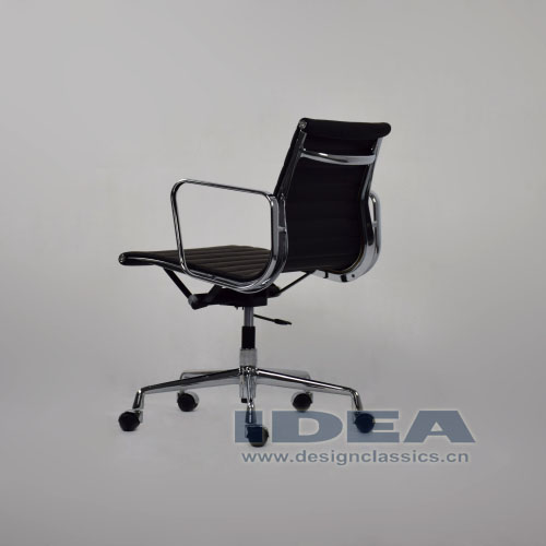 Eames Aluminum Office Chair Black